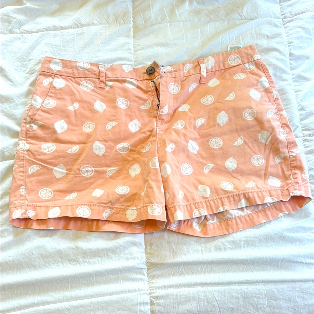 Old Navy Peach and White Cirtrus Shorts